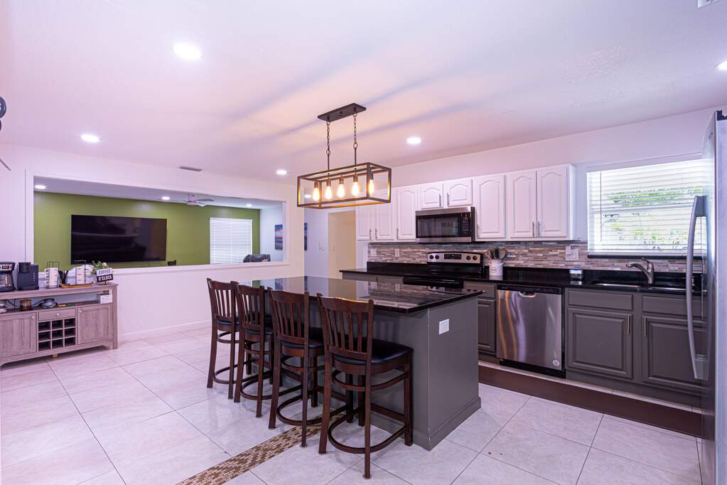 4 Bedroom Single Family Home/House's Image 14