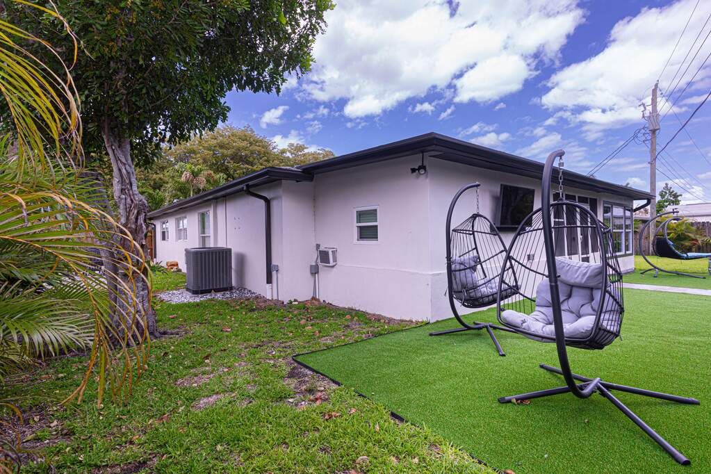 4 Bedroom Single Family Home/House's Image 37