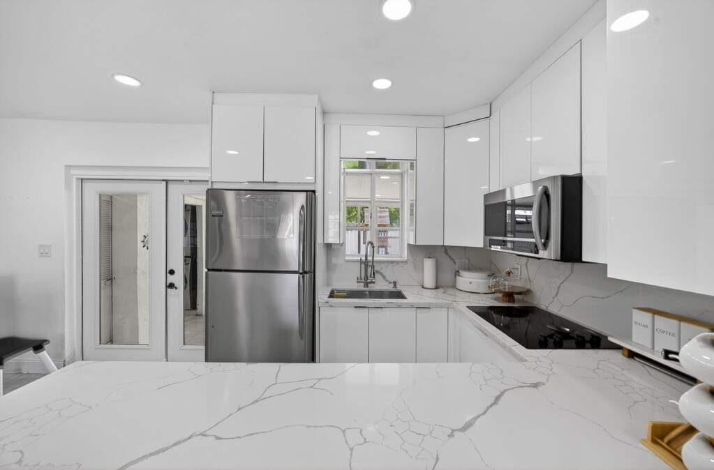 4 Bedroom Single Family Home/House's Image 10