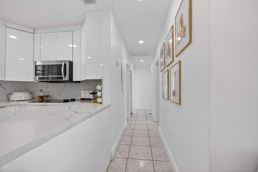 4 Bedroom Single Family Home/House's Image 23
