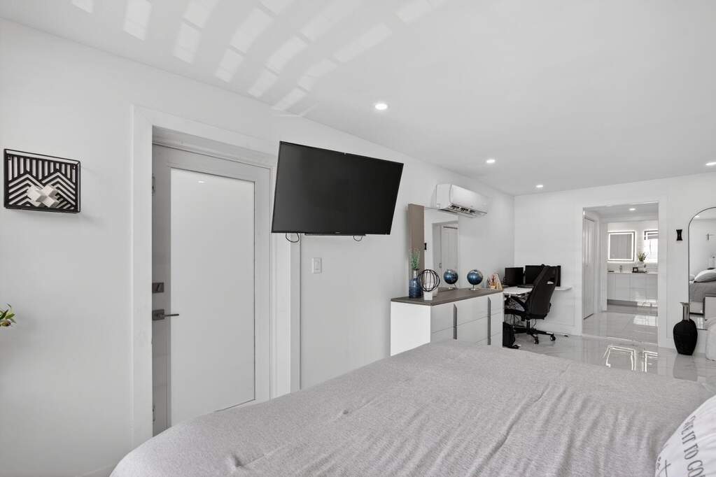 4 Bedroom Single Family Home/House's Image 27