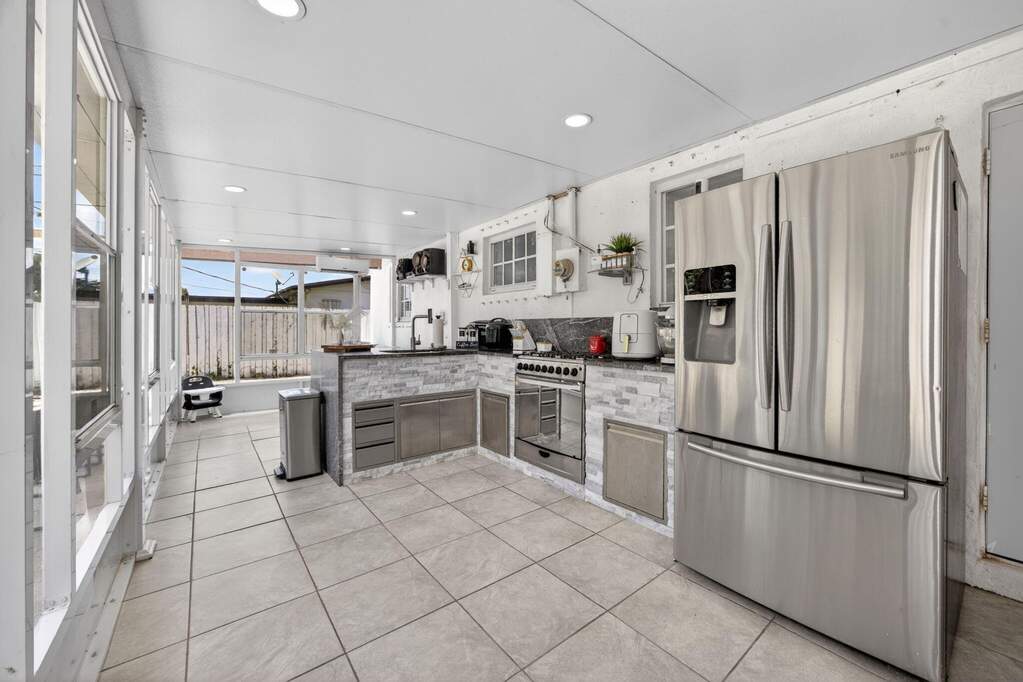 4 Bedroom Single Family Home/House's Image 36