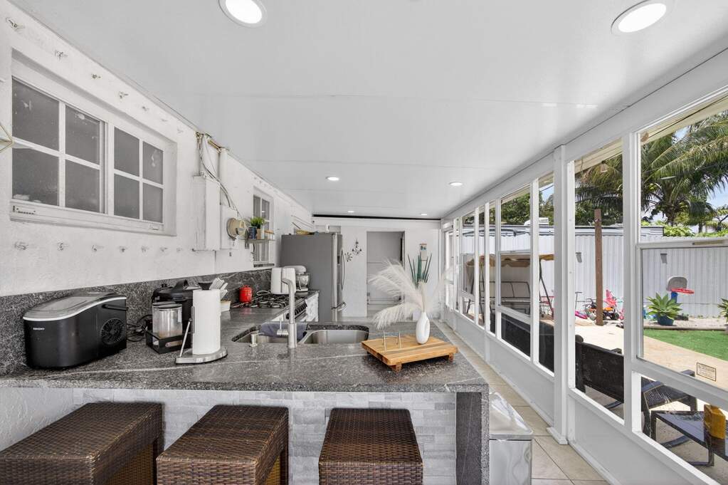 4 Bedroom Single Family Home/House's Image 39