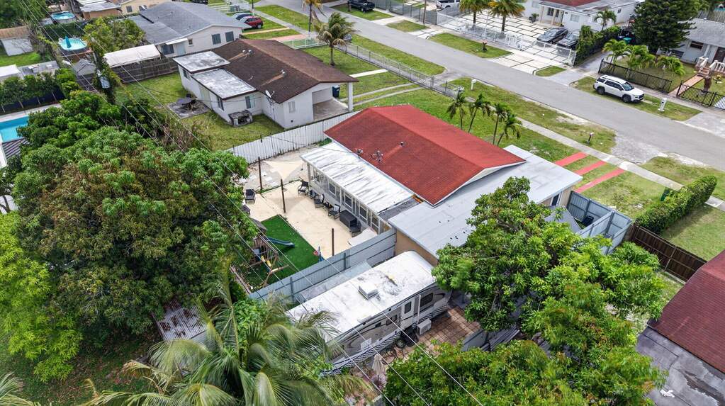 4 Bedroom Single Family Home/House's Image 58
