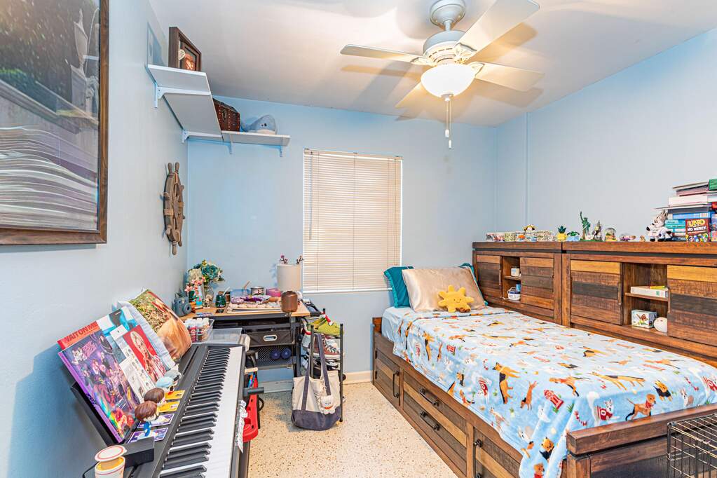 4 Bedroom Single Family Home/House's Image 22