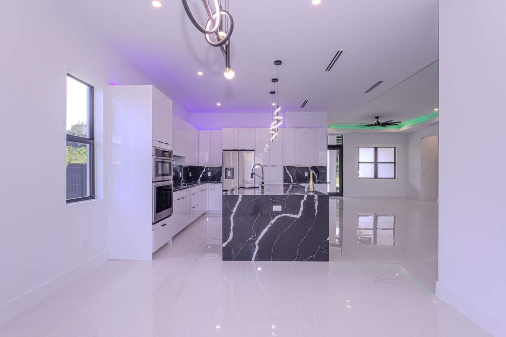 3 Bedroom Single Family Home/House's Image 8