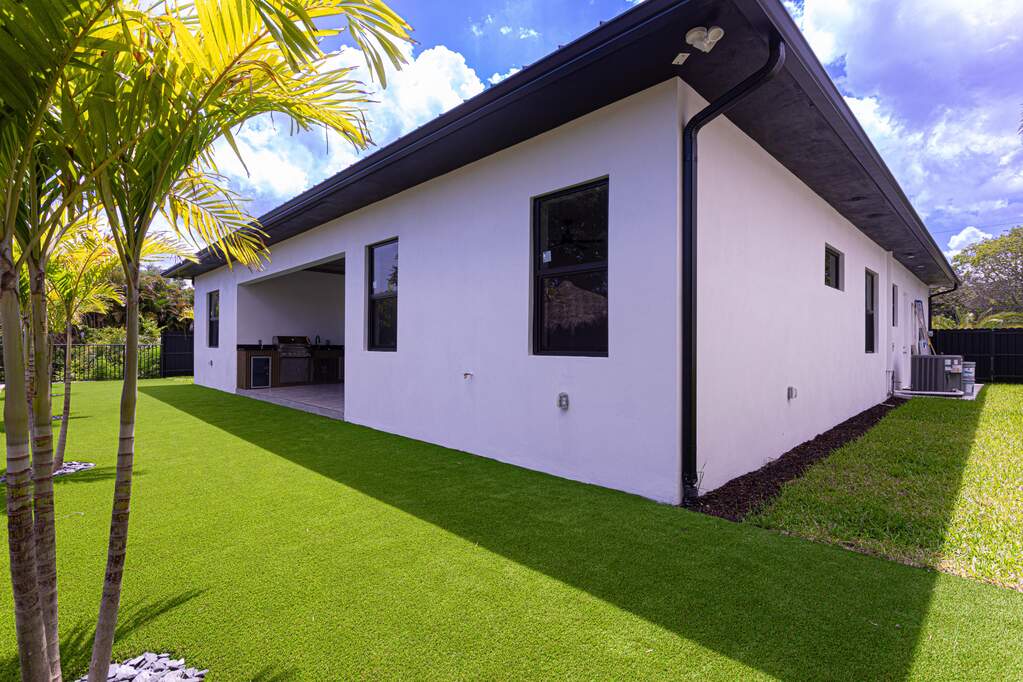 3 Bedroom Single Family Home/House's Image 37