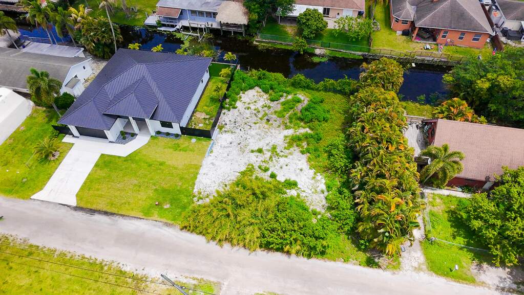 3 Bedroom Single Family Home/House's Image 44