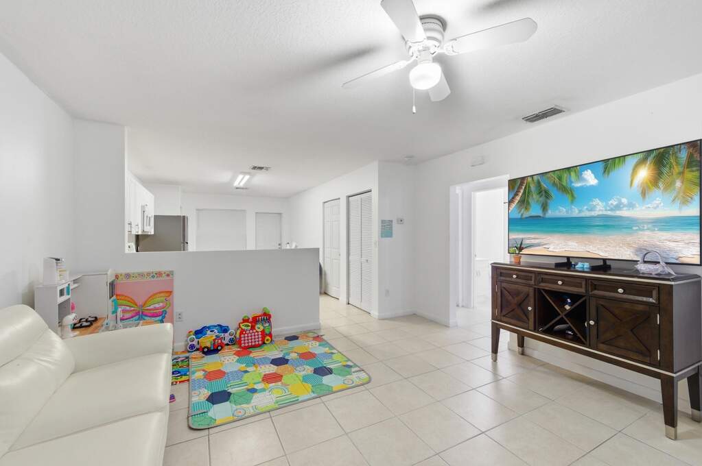 4 Bedroom Multi Unit's Image 14