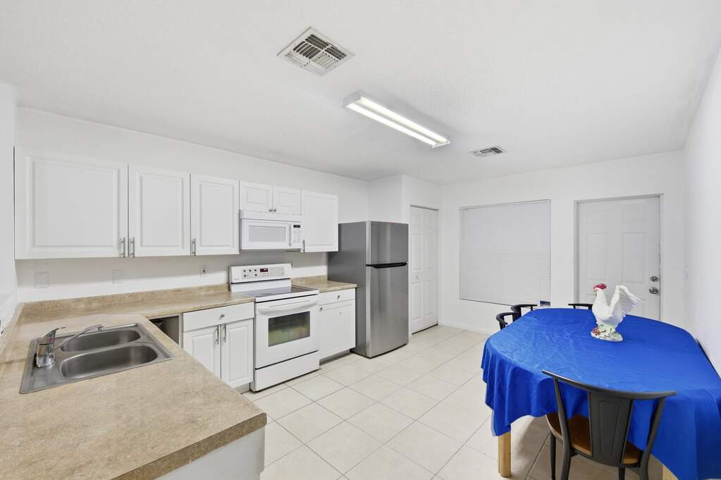 4 Bedroom Multi Unit's Image 16