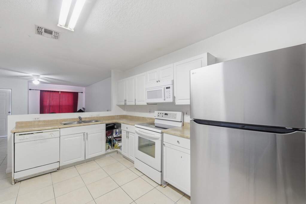 4 Bedroom Multi Unit's Image 17