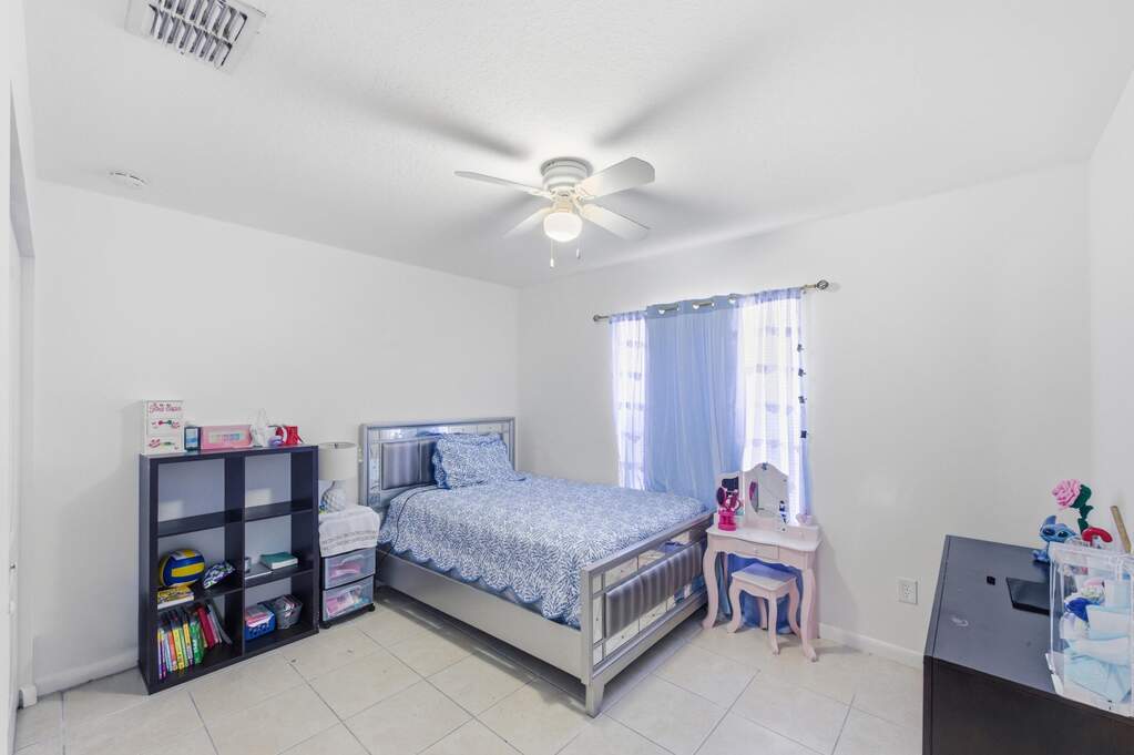 4 Bedroom Multi Unit's Image 19