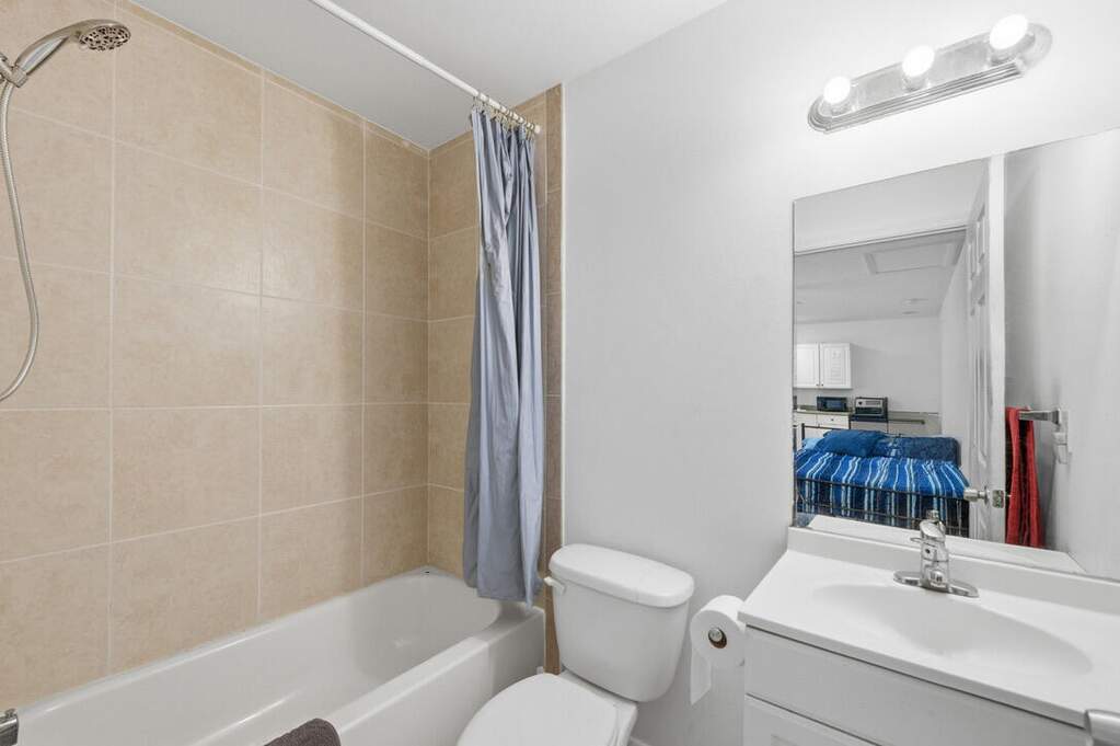 4 Bedroom Multi Unit's Image 27