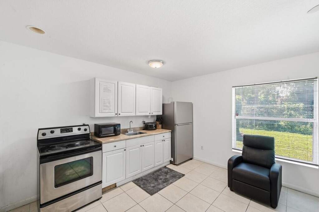 4 Bedroom Multi Unit's Image 28