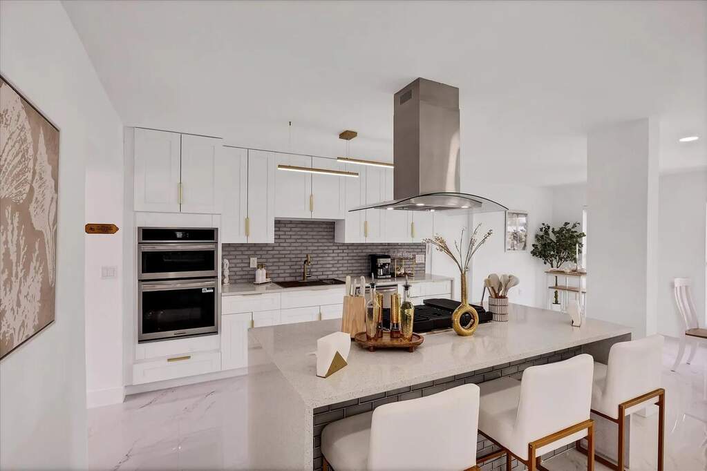 4 Bedroom Single Family Home/House's Image 13