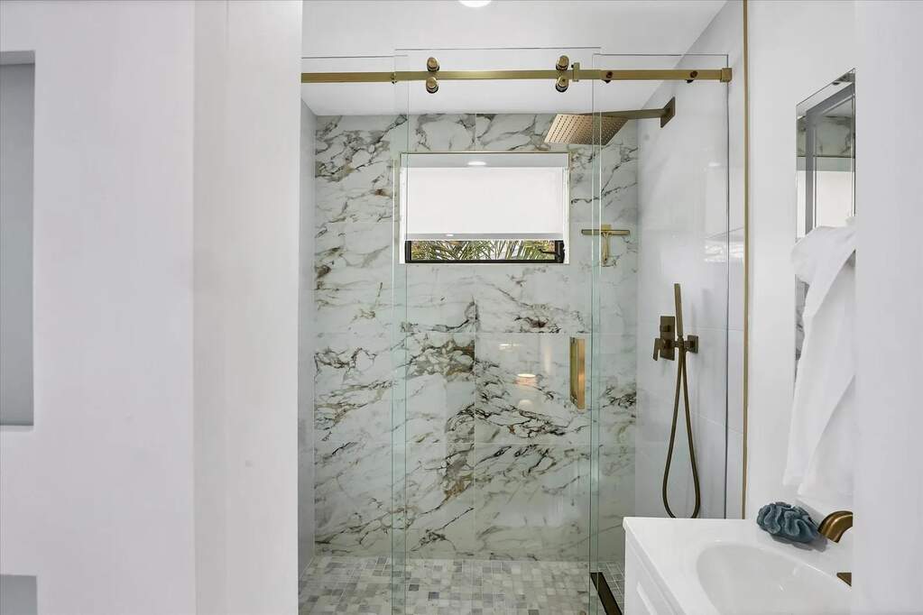 4 Bedroom Single Family Home/House's Image 20
