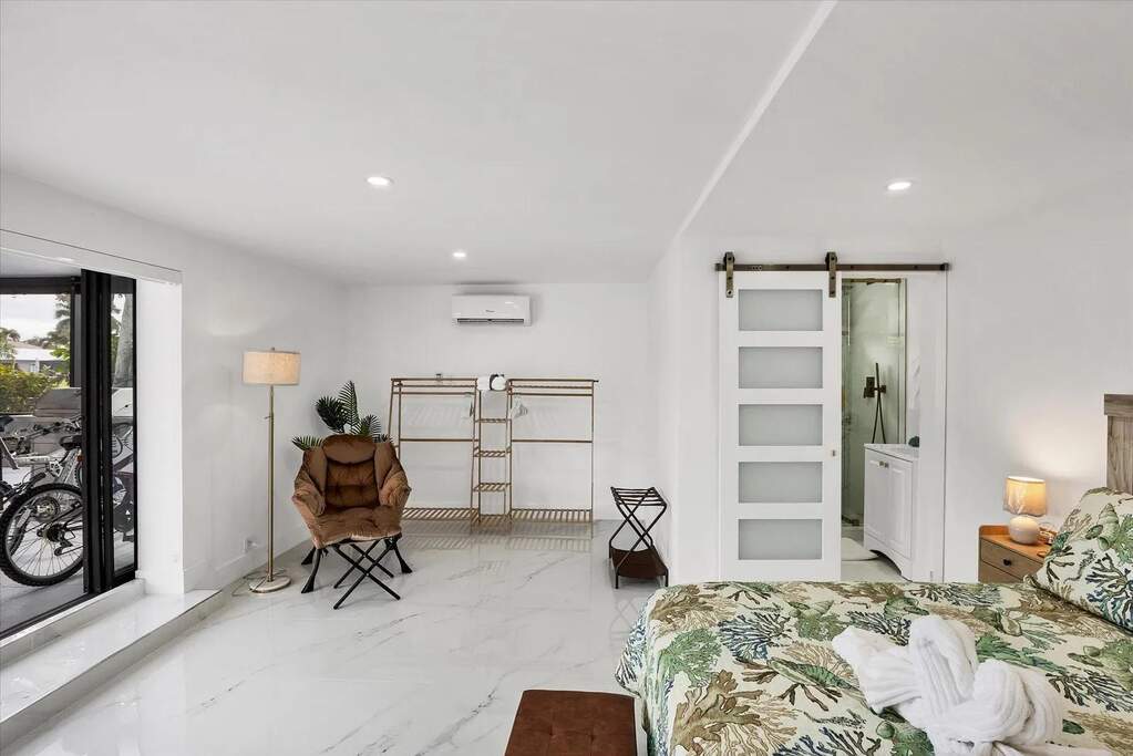 4 Bedroom Single Family Home/House's Image 22