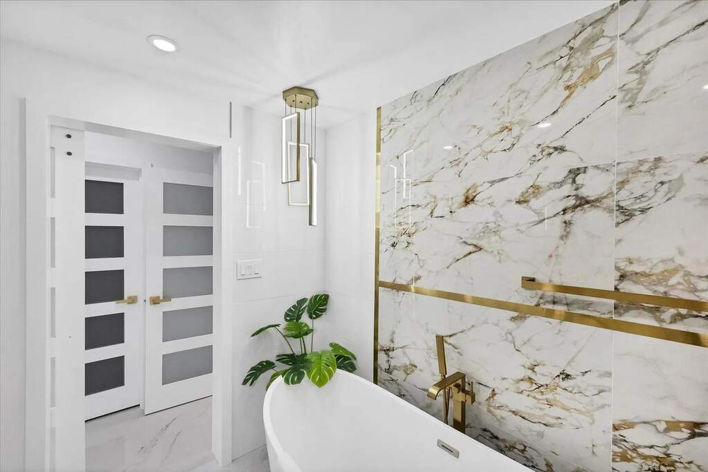 4 Bedroom Single Family Home/House's Image 24