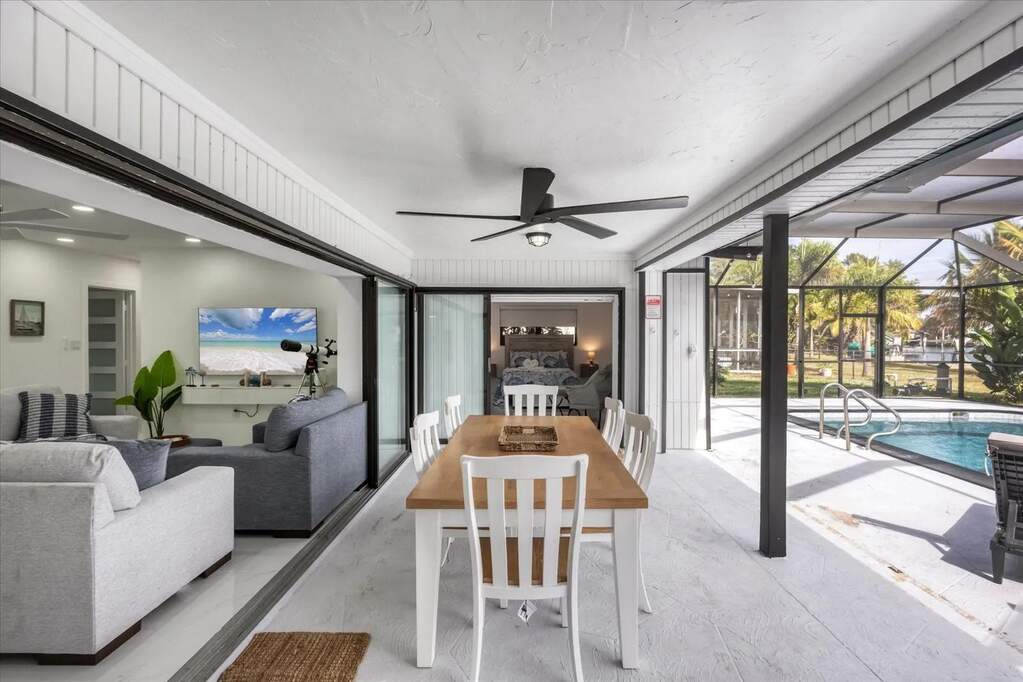 4 Bedroom Single Family Home/House's Image 32