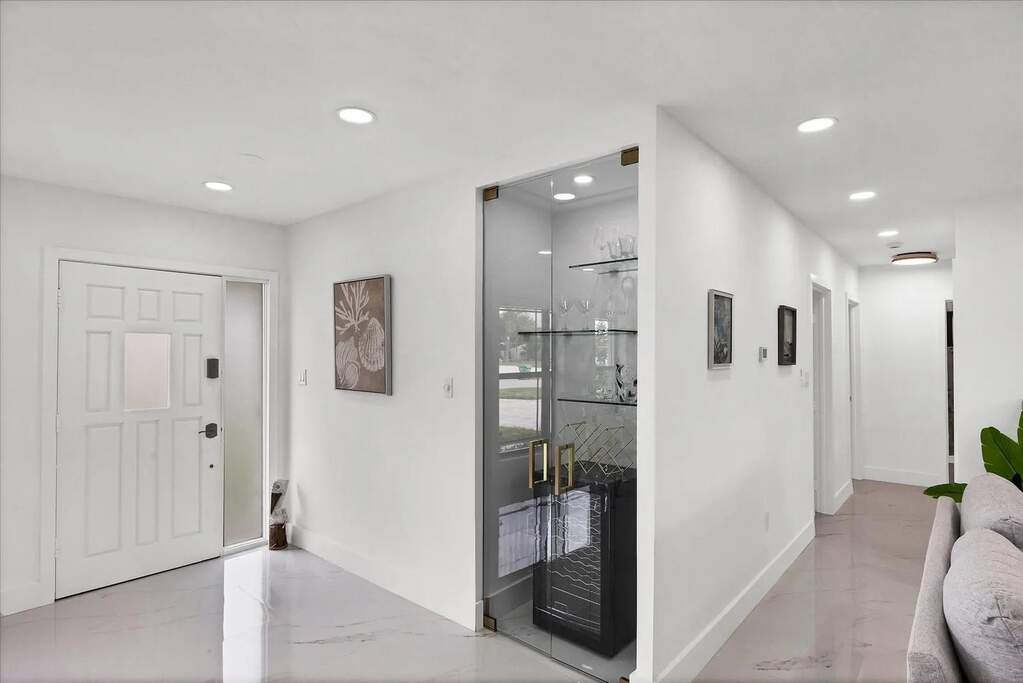4 Bedroom Single Family Home/House's Image 4
