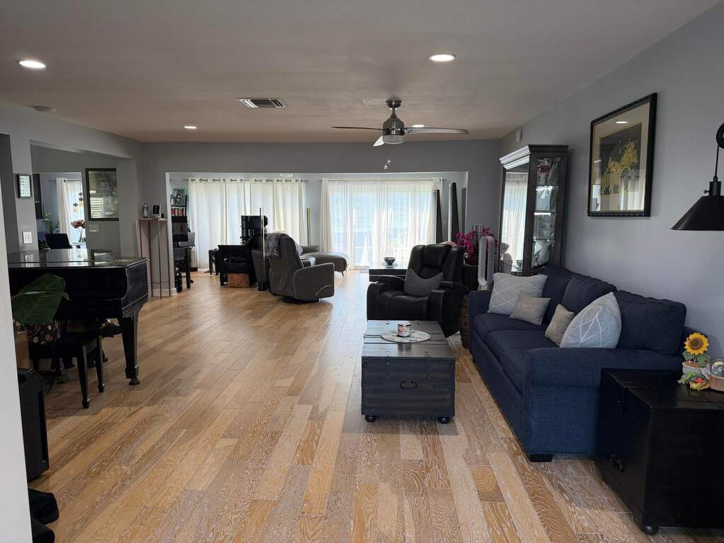 3 Bedroom Single Family Home/House's Image 12