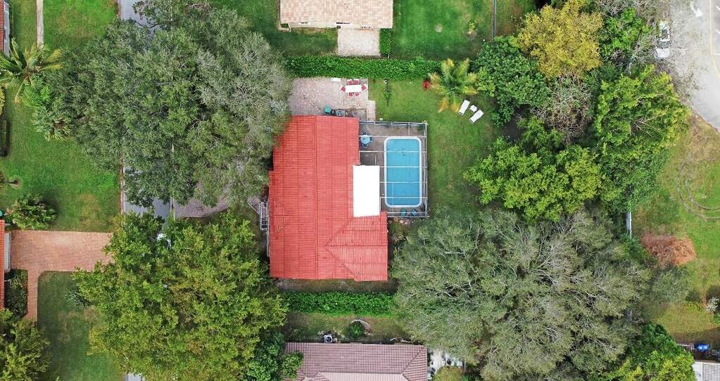 5 Bedroom Single Family Home/House's Image 29