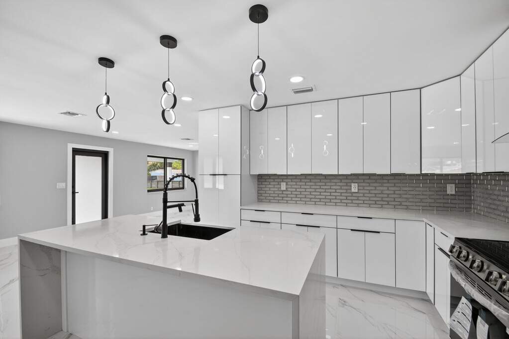 4 Bedroom Single Family Home/House's Image 21