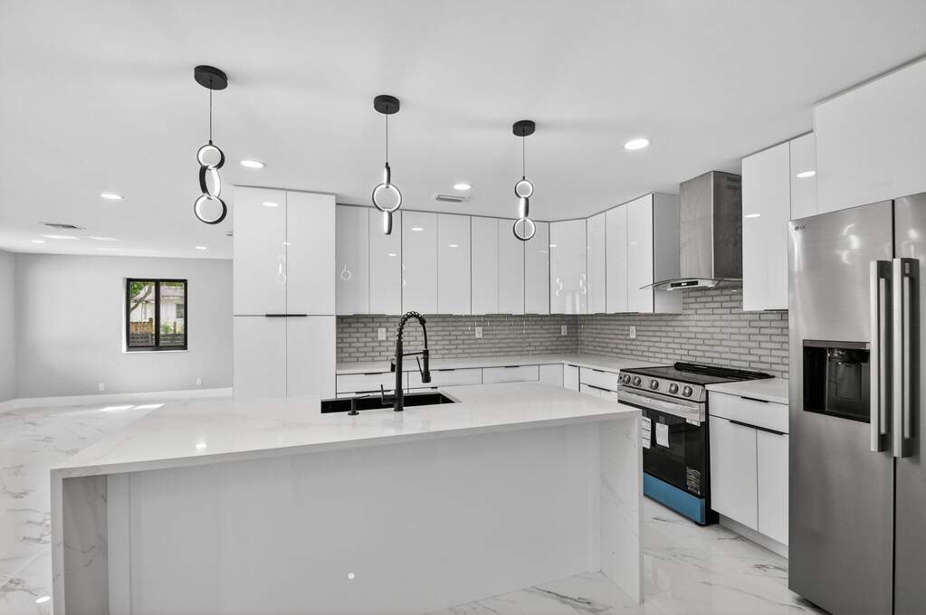 4 Bedroom Single Family Home/House's Image 22