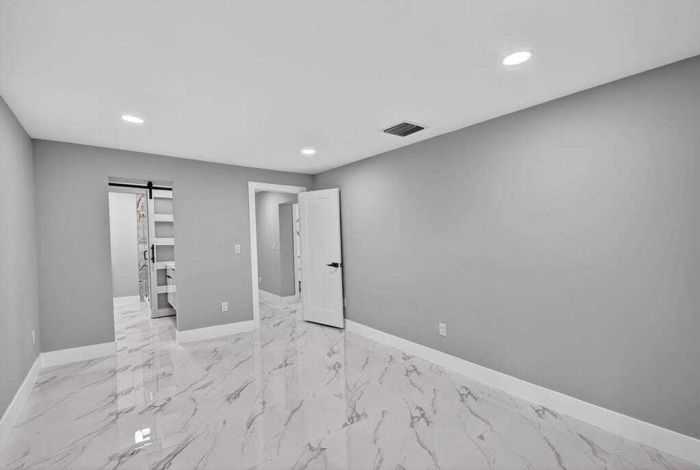 4 Bedroom Single Family Home/House's Image 37