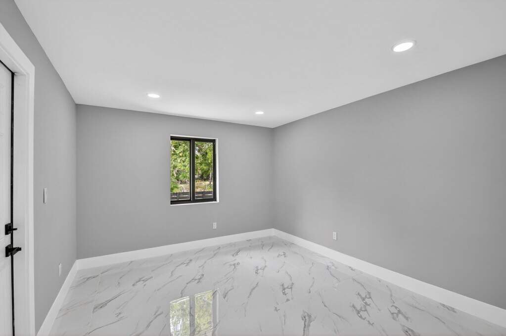 4 Bedroom Single Family Home/House's Image 44