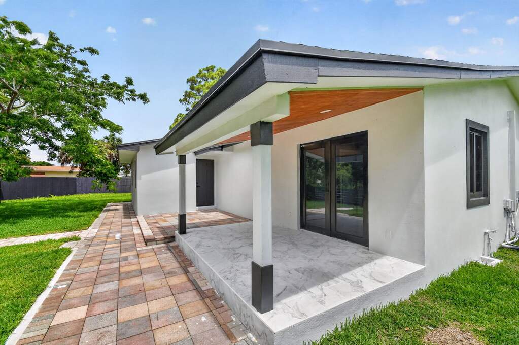 4 Bedroom Single Family Home/House's Image 53