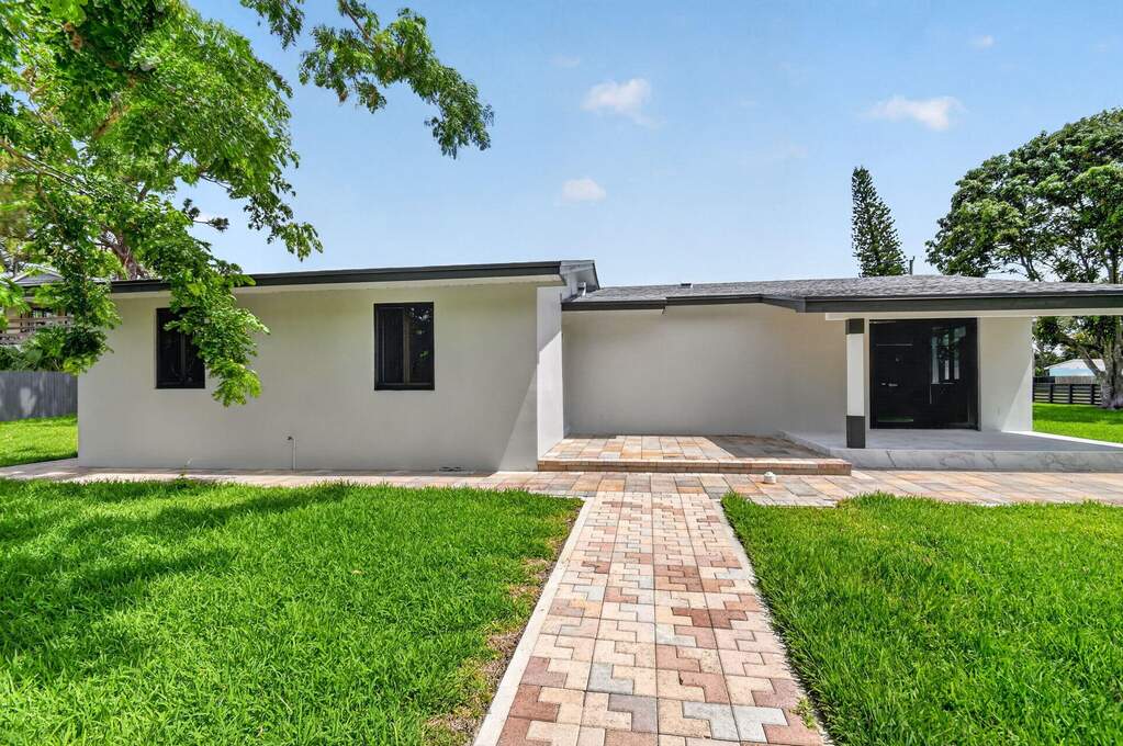 4 Bedroom Single Family Home/House's Image 60