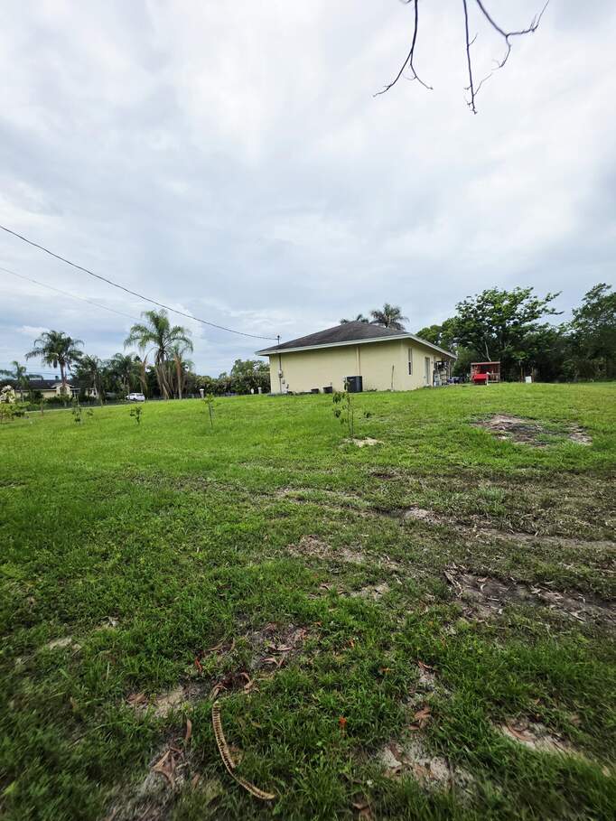 3 Bedroom Single Family Home/House's Image 24