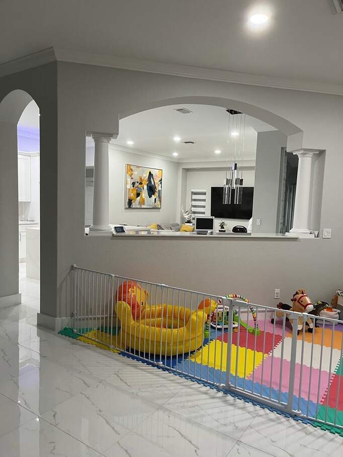 3 Bedroom Single Family Home/House's Image 11