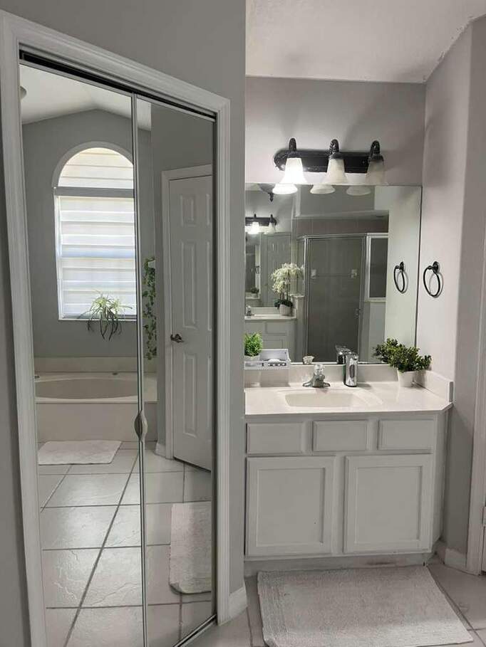 3 Bedroom Single Family Home/House's Image 38