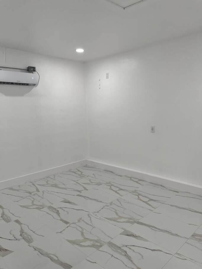 3 Bedroom Single Family Home/House's Image 48