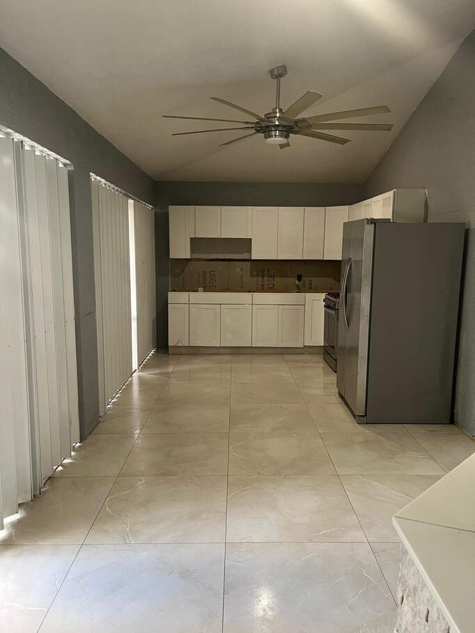 3 Bedroom Single Family Home/House's Image 3