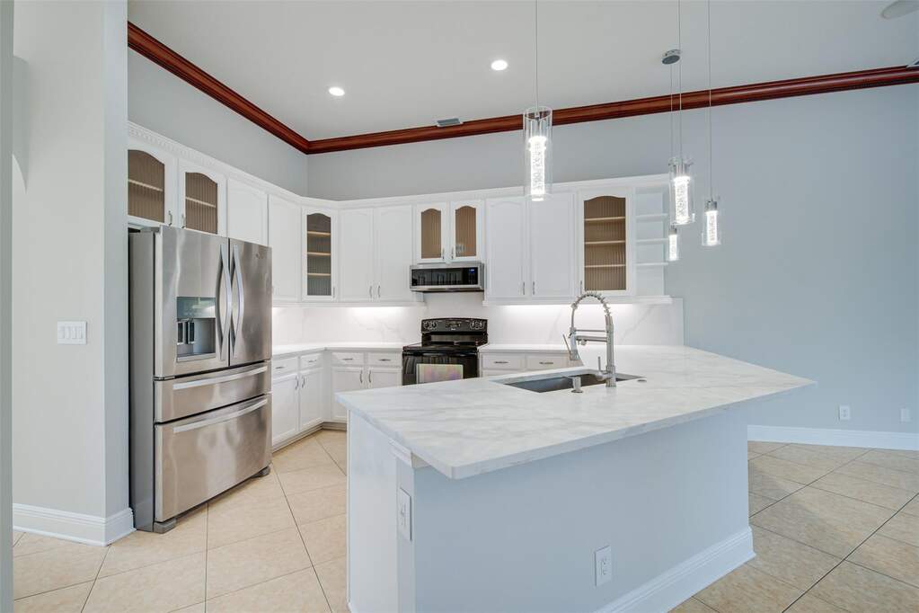 4 Bedroom Single Family Home/House's Image 27