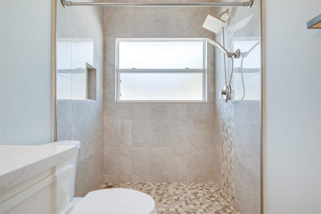 4 Bedroom Single Family Home/House's Image 46