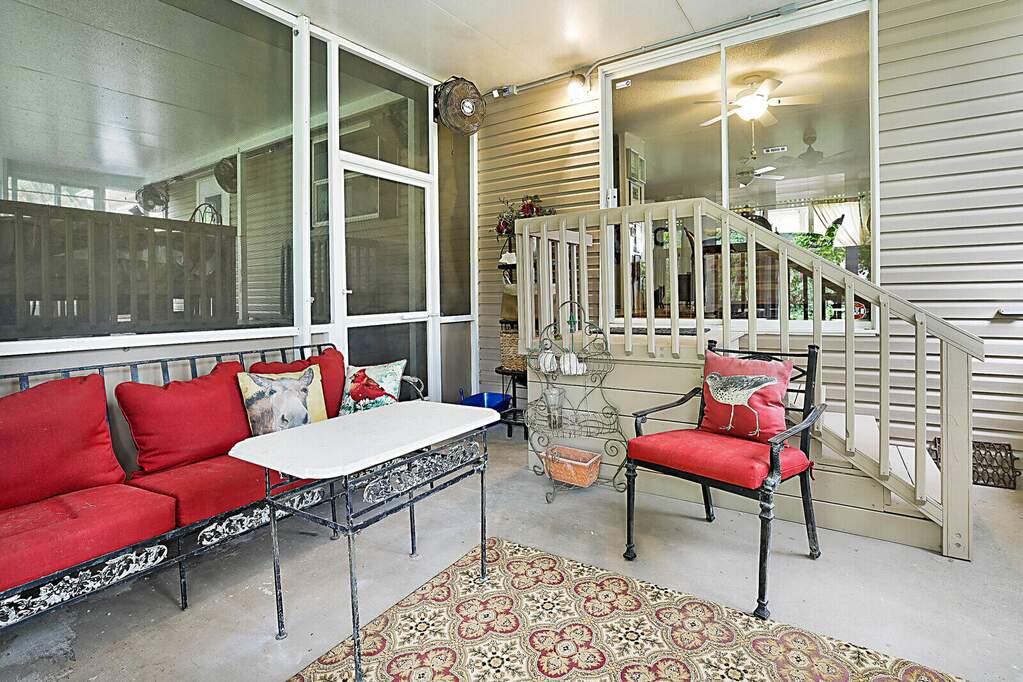 3 Bedroom Single Family Home/House's Image 11