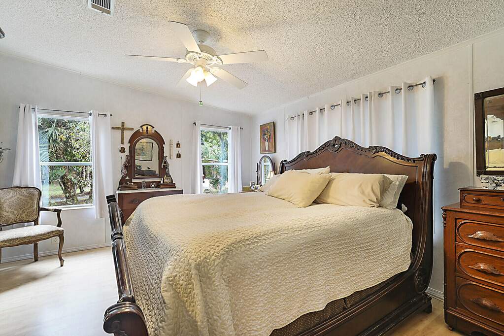 3 Bedroom Single Family Home/House's Image 5