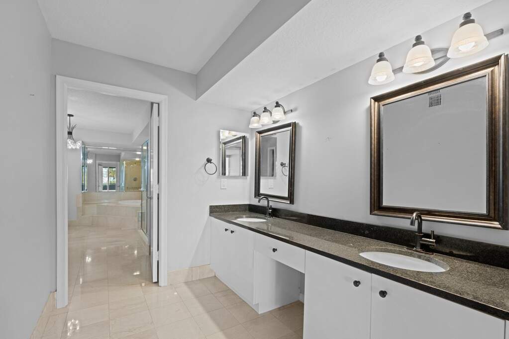 3 Bedroom Apartment/Flat's Image 11