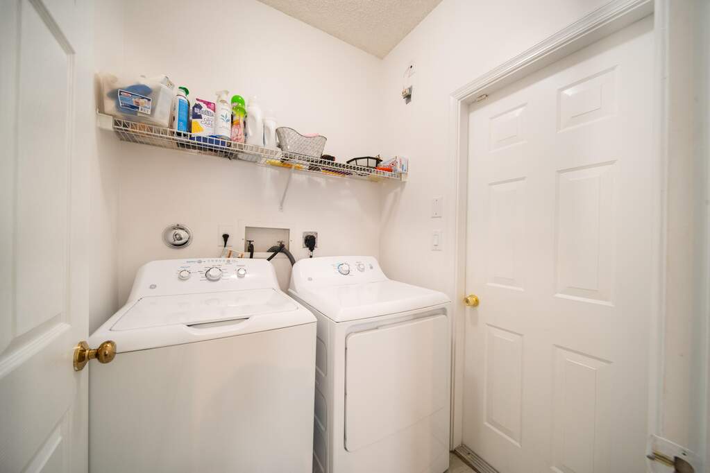 4 Bedroom Single Family Home/House's Image 28