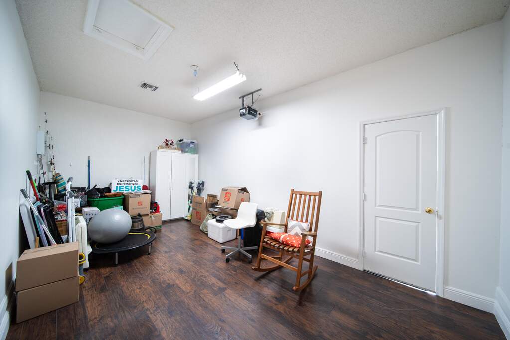 4 Bedroom Single Family Home/House's Image 29