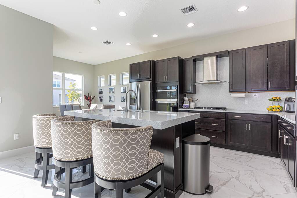 4 Bedroom Single Family Home/House's Image 8