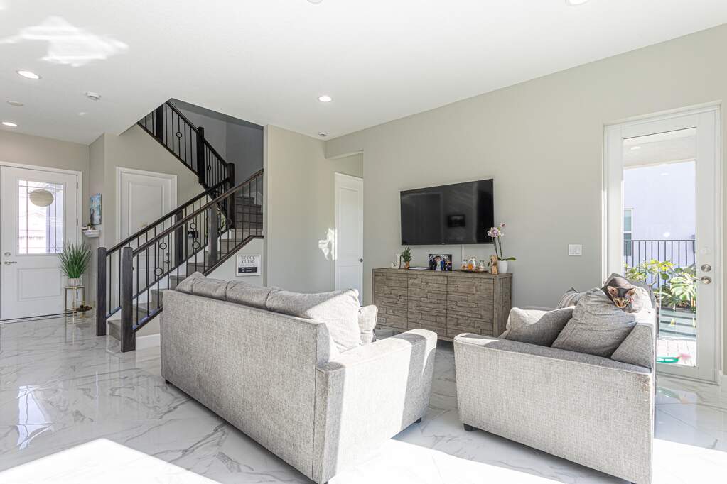 4 Bedroom Single Family Home/House's Image 10