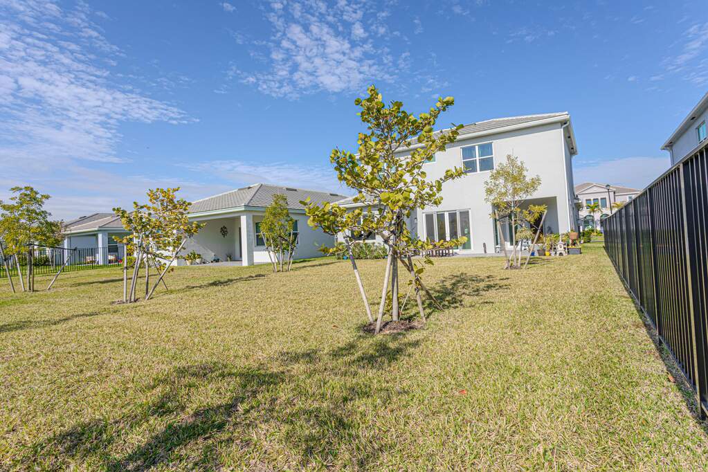 4 Bedroom Single Family Home/House's Image 44