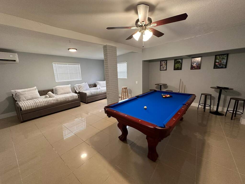 4 Bedroom Single Family Home/House's Image 17