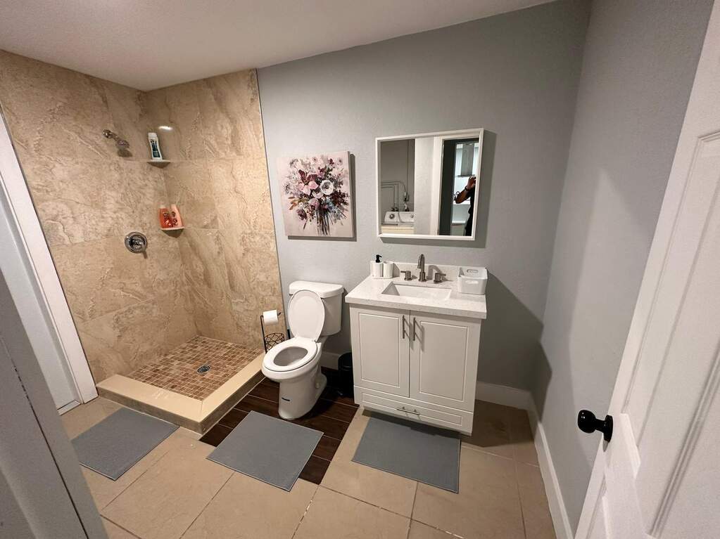4 Bedroom Single Family Home/House's Image 28