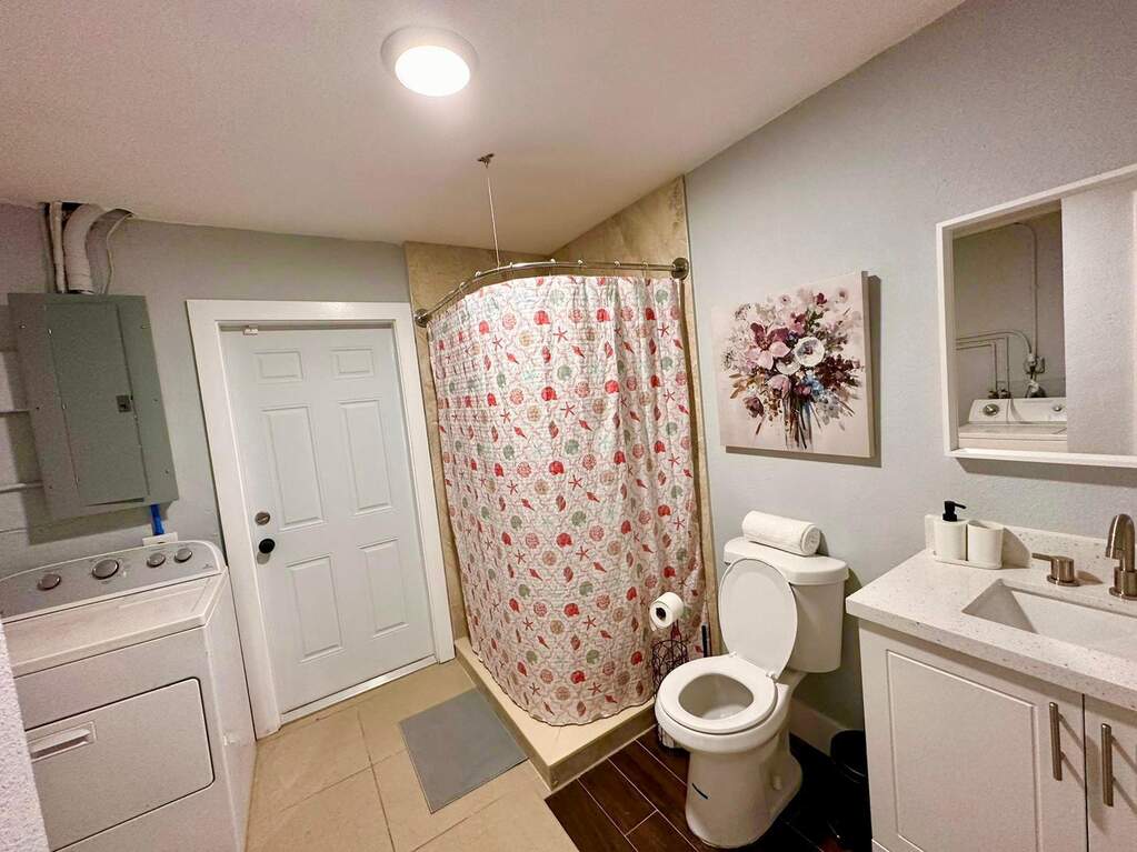 4 Bedroom Single Family Home/House's Image 41